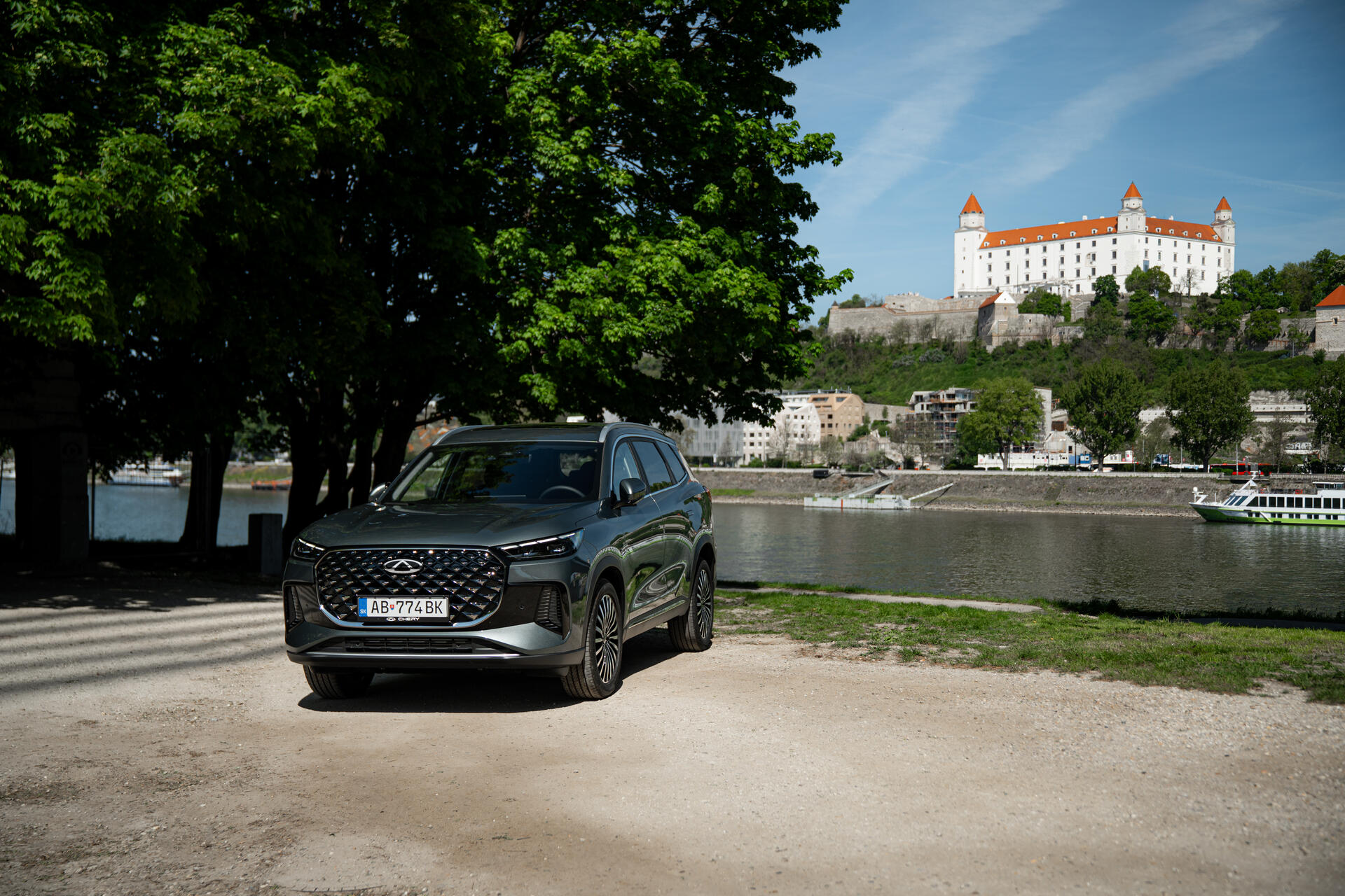 Tiggo 8 Plug-in Hybrid — fotografia 20