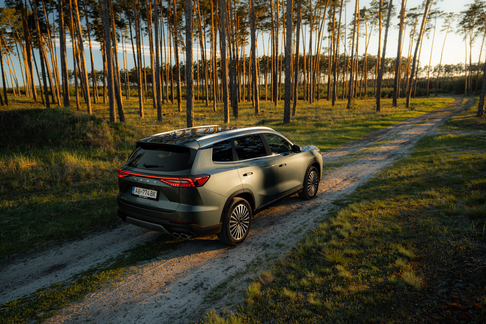 Tiggo 8 Plug-in Hybrid — fotografia 30