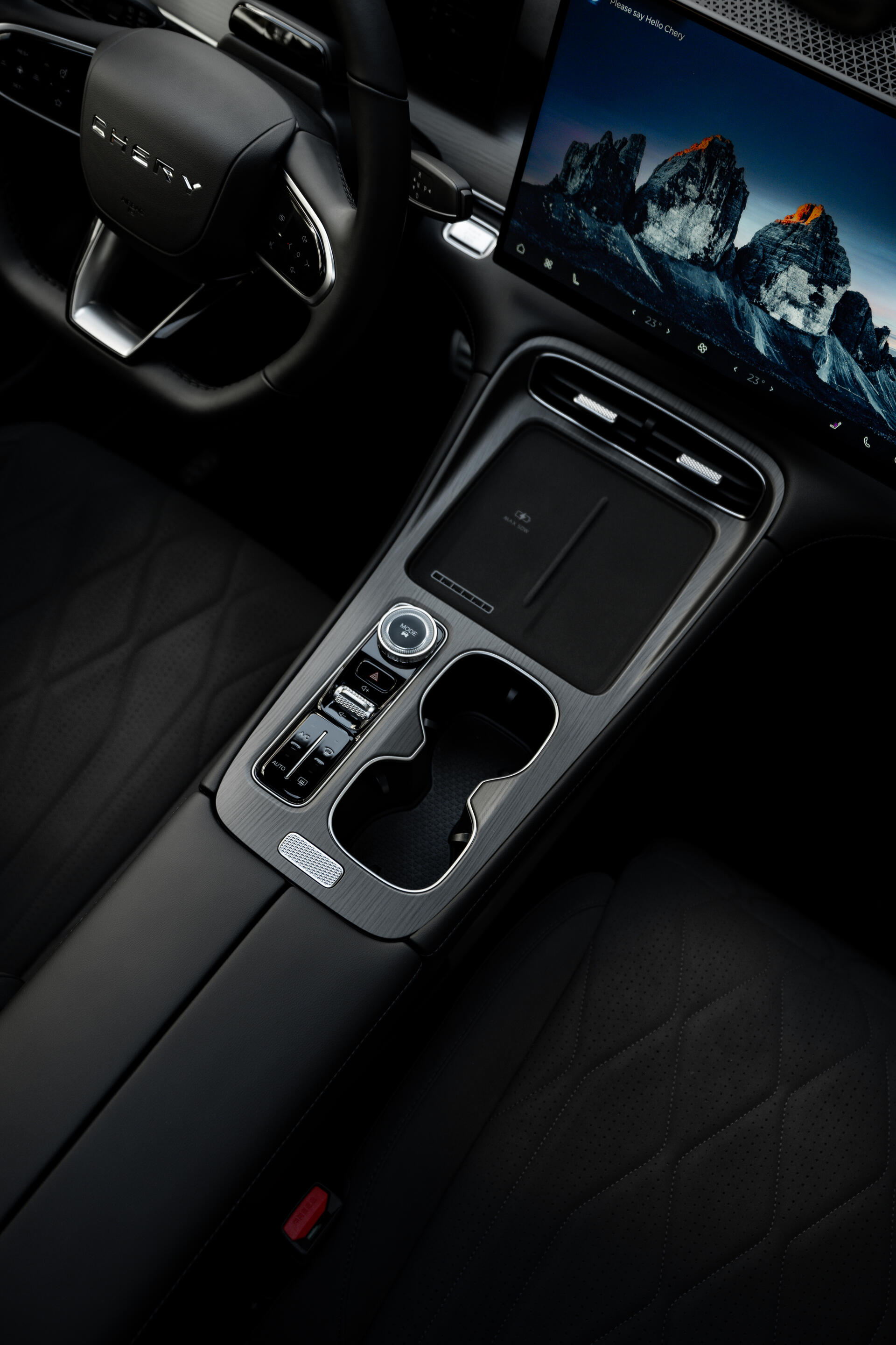 Tiggo 8 Plug-in Hybrid — fotografia 35