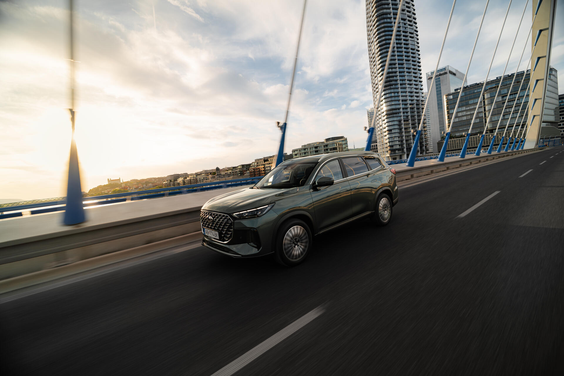 Tiggo 8 Plug-in Hybrid — fotografia 40
