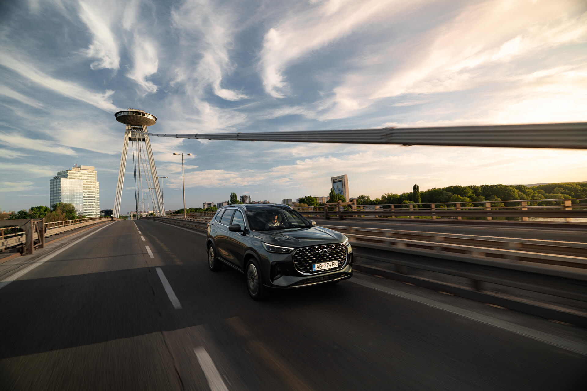 Tiggo 8 Plug-in Hybrid — fotografia 42